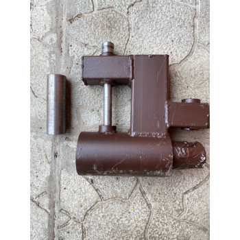 Переходник Мотор Сич (на навесное оборудование от МТЗ)