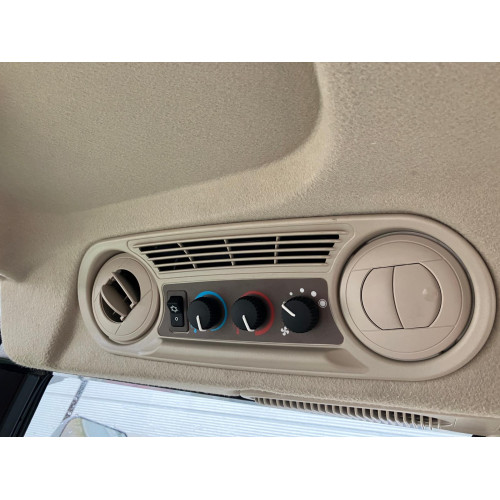 Трактор дизельный John Deere 5075E 4WD CAB (кабина с отоплением и кондиционером)