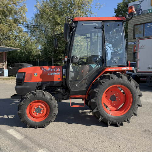 Минитрактор дизельный Kubota L3408 4WD с кабиной