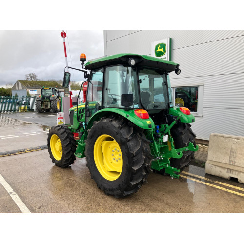 Трактор дизельный John Deere 5075E 4WD CAB (кабина с отоплением и кондиционером)