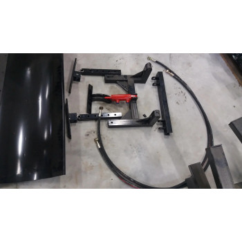 Передний гидравлический цилиндр и шланги к косилке