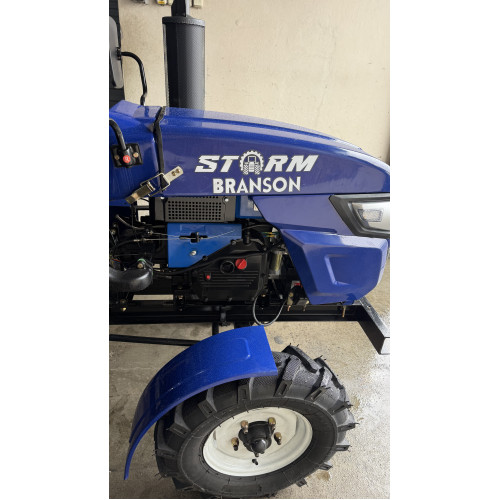 Минитрактор Storm-Branson 18
