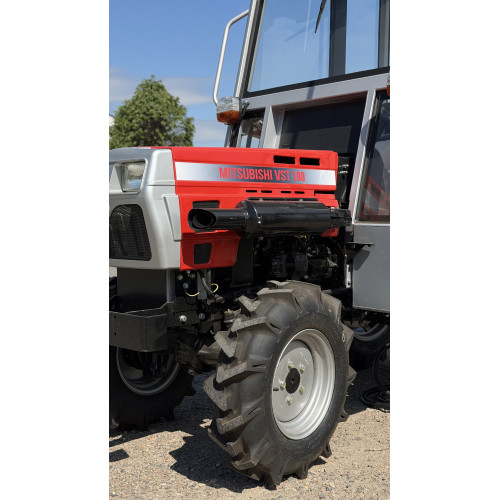 Минитрактор Mitsubishi VST MT180D 4x4 4WD  с кабиной