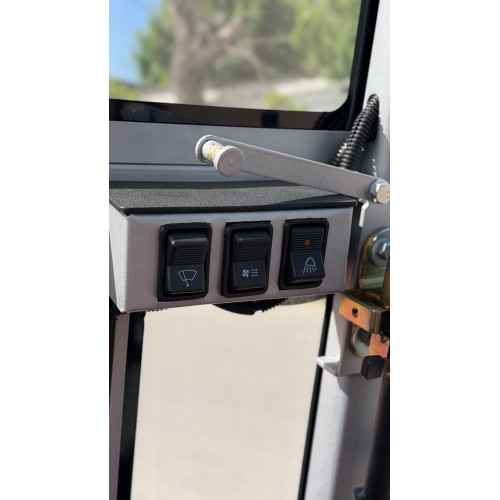 Минитрактор Mitsubishi VST MT180D 4x4 4WD  с кабиной